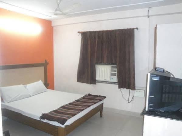 Oyo Hotel Lakshmi Paradise Visakhapatnam Eksteriør billede