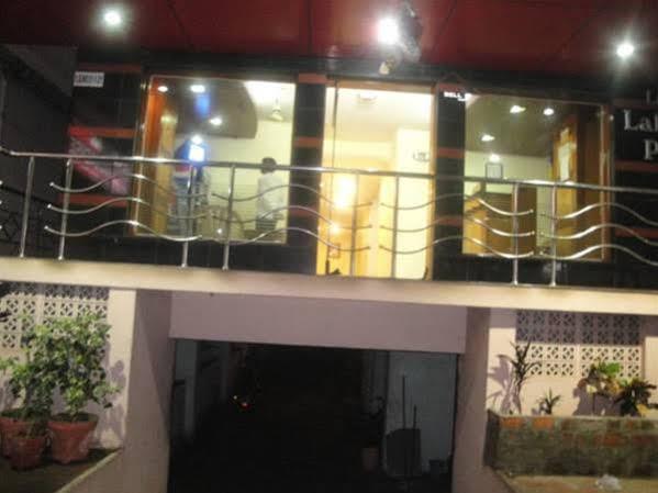 Oyo Hotel Lakshmi Paradise Visakhapatnam Eksteriør billede