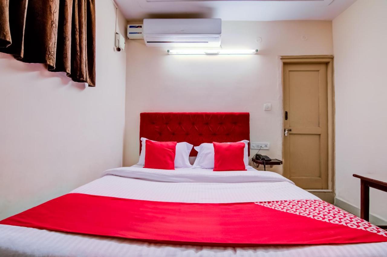 Oyo Hotel Lakshmi Paradise Visakhapatnam Eksteriør billede